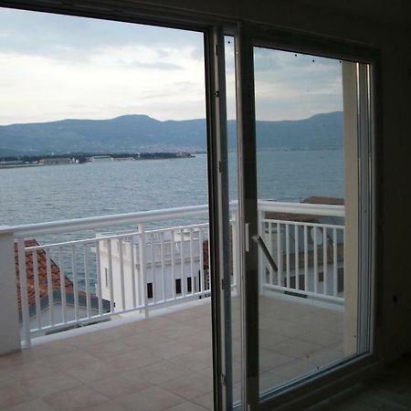 Apartments Nena - Трогир Экстерьер фото