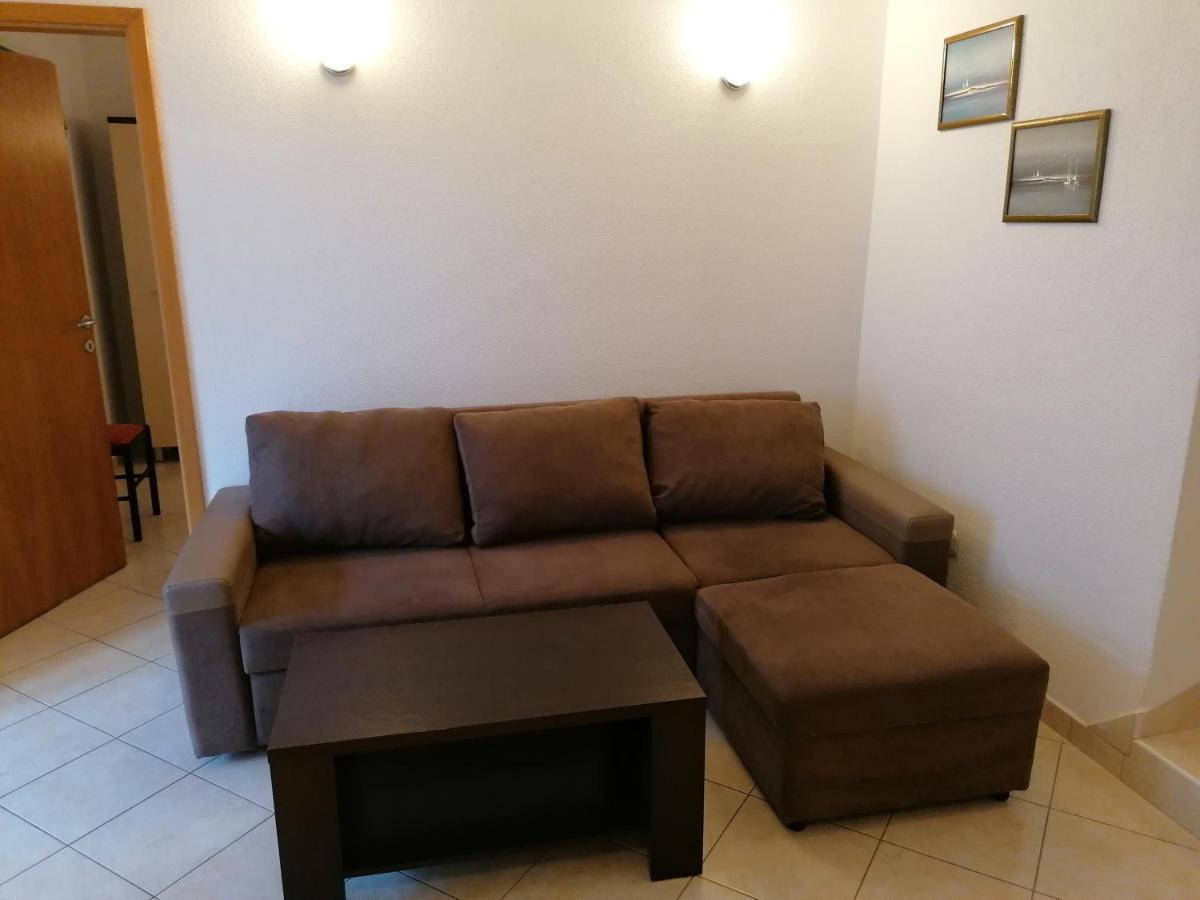 Apartments Nena - Трогир Экстерьер фото