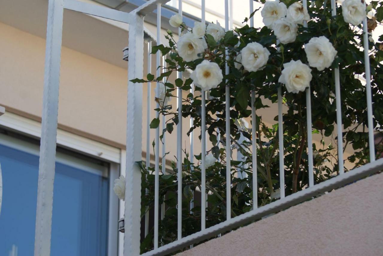 Apartments Nena - Трогир Экстерьер фото